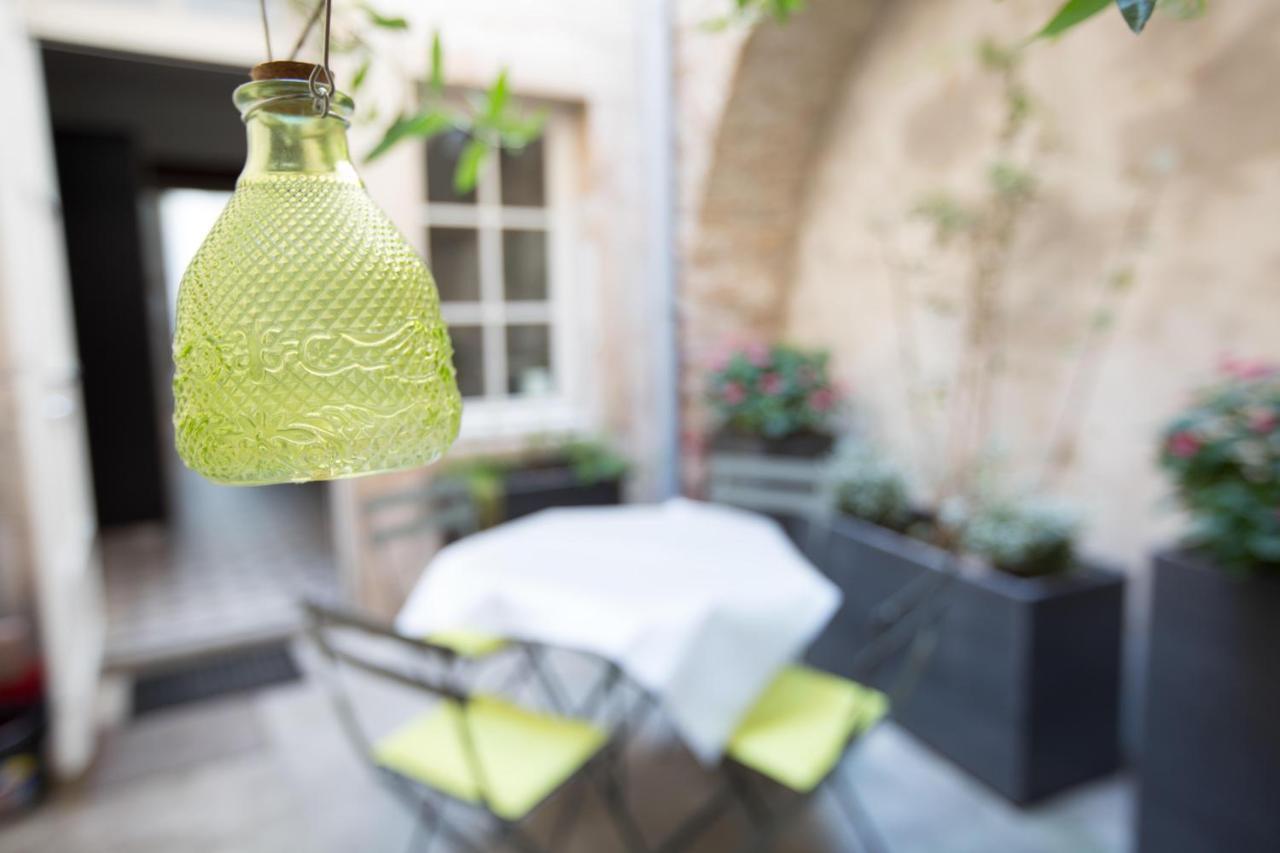 L'Aubertine - Appartement Hypercentre Avec Terrasse Beaune  Exterior photo